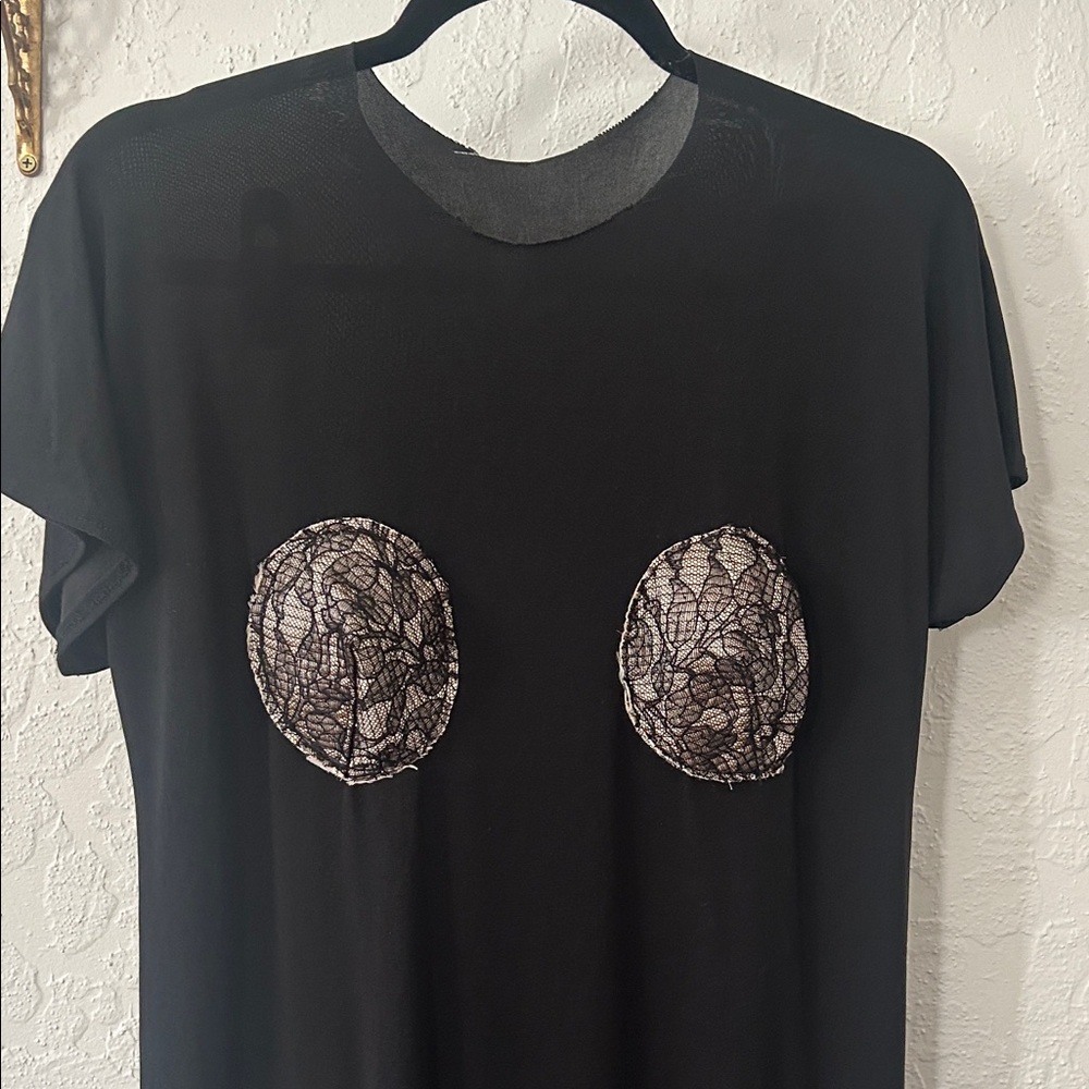 Black Lace Detail T-Shirt Dress - Picture 2 of 7